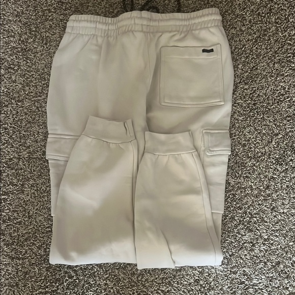Men's PacSun Crème Cargo Jogger Pants - Picture 5 of 6